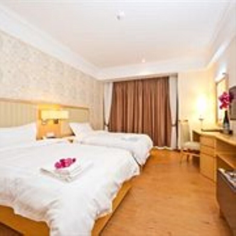 Queen Boutique Hotel