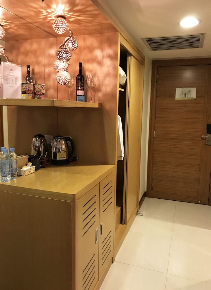 Queen Boutique Hotel