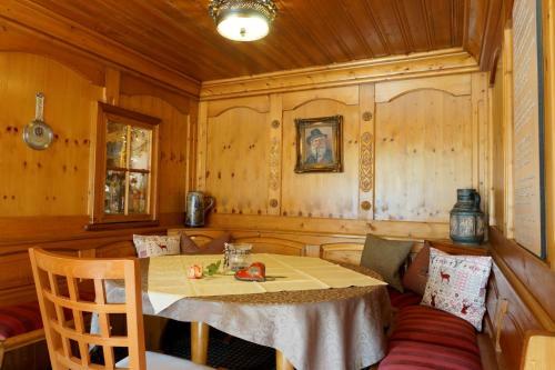 Hostal Pension G�bel