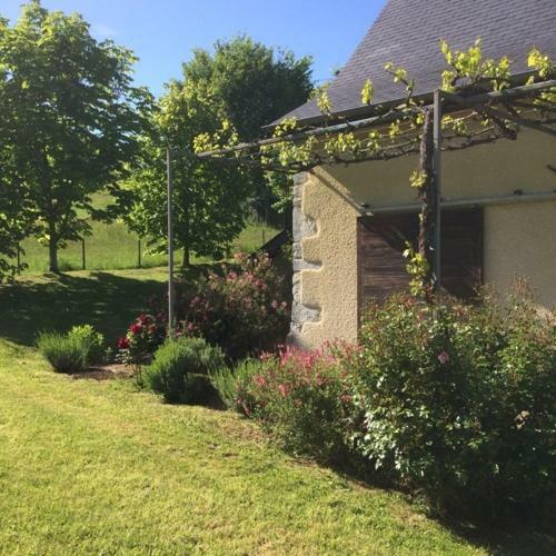 Maison Et Grange Guilhem