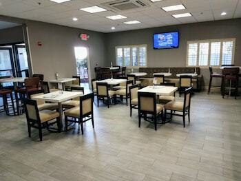 Hotel Holiday Inn Express & Suites Rancho Mirage