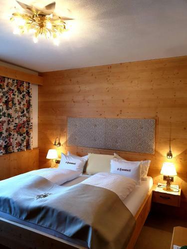 Hostal S'hoamatl