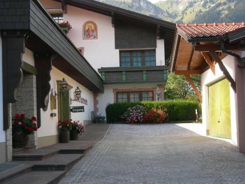Hostal S'hoamatl