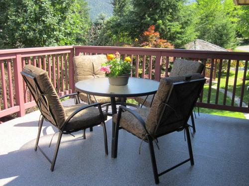 Creekside B&B