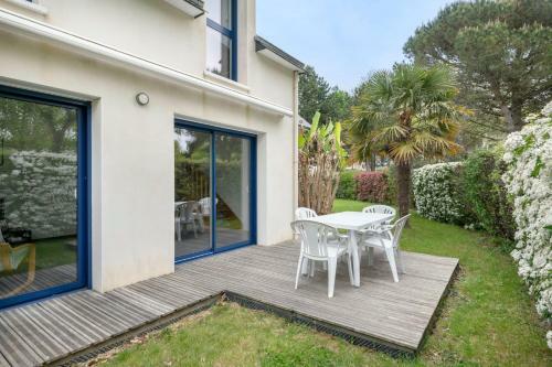 Belle Maison Pour Six Personnes A Arzon