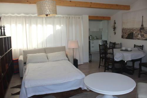 Villa Vichelda Cottage In The Sun