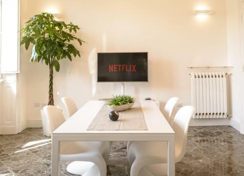Art View Luxury Apartment