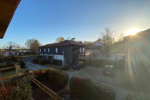 Apartamento La Part Du Lac, Wifi, Terasse, Piscine, V�los