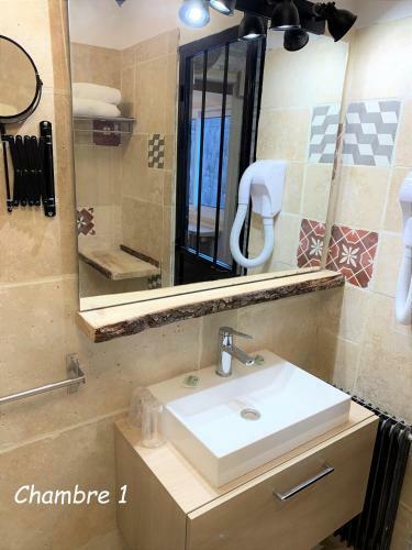Hotel H�tel Chastellares