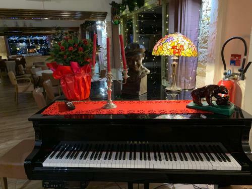Hotel H�tel Chastellares