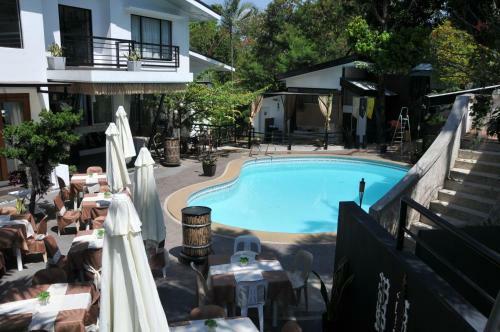 Hotel Date & Dine Resort