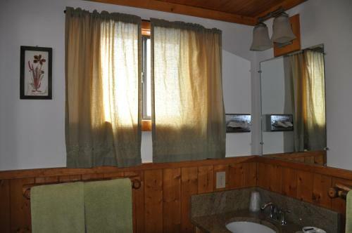 Long Holiday Motel