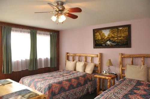 Long Holiday Motel