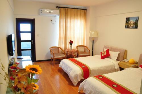 Golden Tree Business Hotel