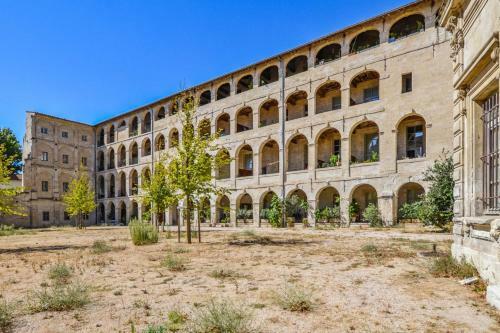 Apartamento Chic Studio In The Heart Of Avignon