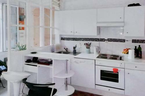 Apartment With Terrace - Centre Ville Avignon
