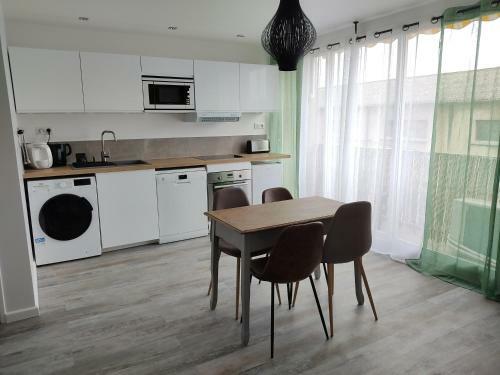 Apartamento Logement Climatis� Proche Remparts