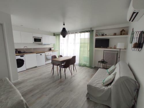 Apartamento Logement Climatis� Proche Remparts