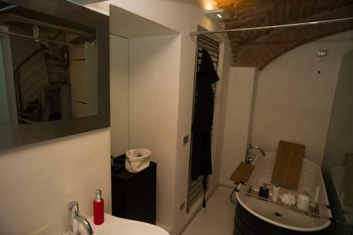 Apartamento Elegant And Modern Loft In Medieval Bologna