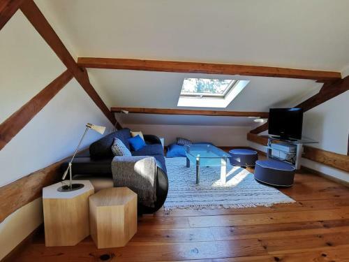 Cottage Les Pyr�n�es Au Bord de L'eau