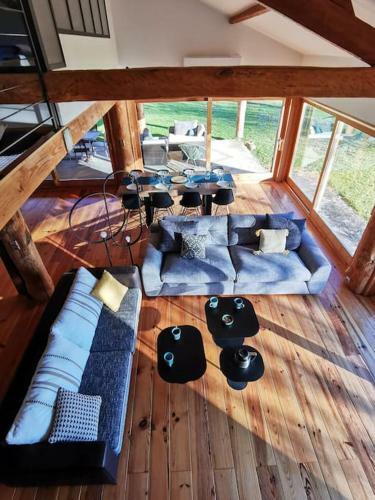 Cottage Les Pyr�n�es Au Bord de L'eau