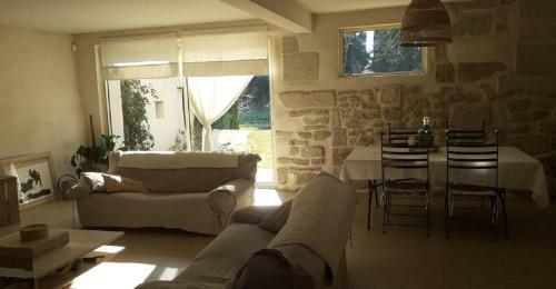 Le Petit Mas Entre Provence Et Camargue 5 Pers