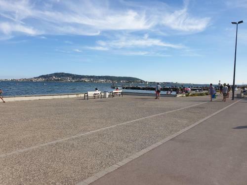Apartamento Studio Balaruc Les Bains, Vue Sur L'�tang de Thau