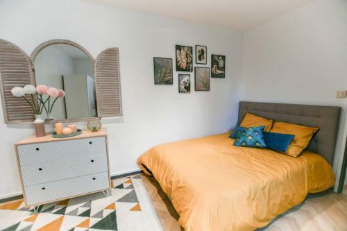 Instant Fleury: Maison de Caract�re, Jardin Secret