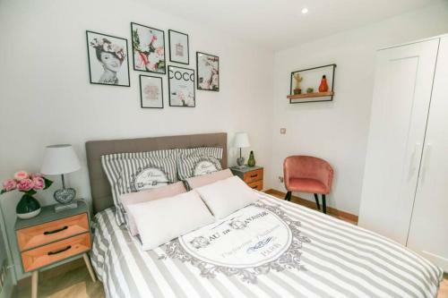 Instant Fleury: Maison de Caract�re, Jardin Secret