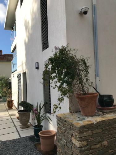 Hostal Les Iles Bleues