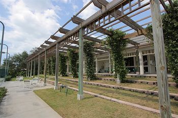 Cedars Tennis Resort By Rva