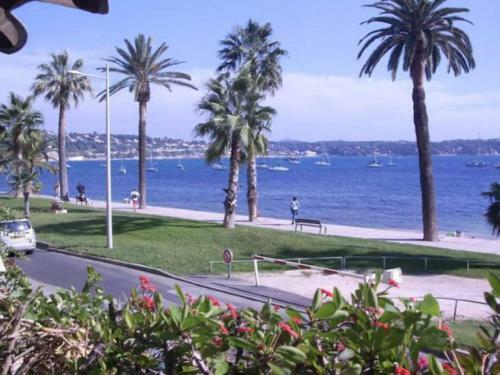 Apartamento Studio Avec Parking Tout A Pied Et Calme