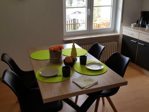 Apartamento Ferienwohnung Kraichgaublick
