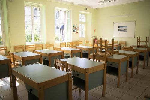 Hostellerie Des Grands Chapeaux