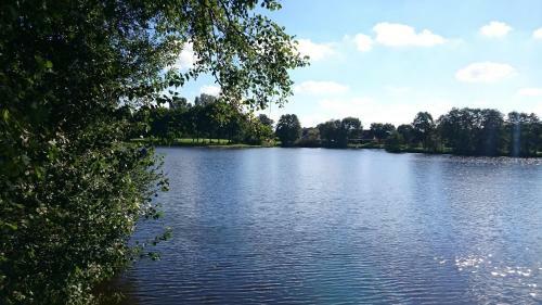 Apartamento Ferienwohnung Am See 2