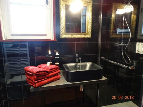 Bed & Breakfast H�tel Particulier "le Clos de La Croix"