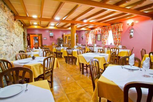 Albergue Hoster�a Fimar