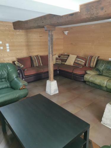 Maison Pour 9/10