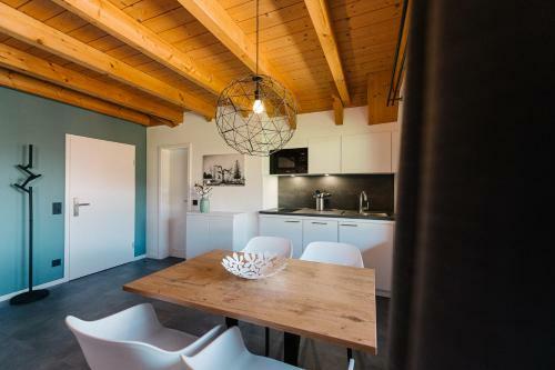 Apartamento Moderne 2 Zi.-fewo Blackforest Art N�he Freiburg