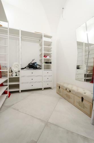 Apartamento Cartoleria Suite: Spazioso, Moderno E Centrale