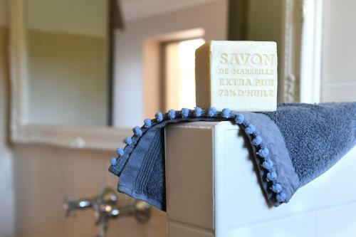 Bed & Breakfast La Maison De B�caras