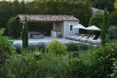 Bed & Breakfast La Maison De B�caras
