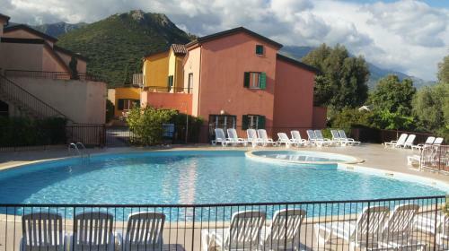 Apartamento Lozari Beach