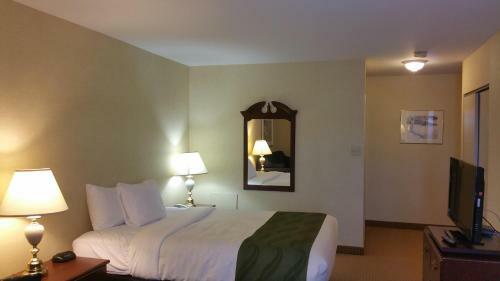 Quality Hotel & Suites Sherbrooke