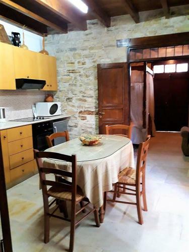 Romios Apartments
