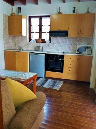 Romios Apartments