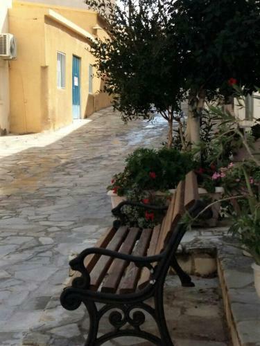 Romios Apartments