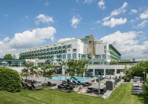 Reiters Supreme Hotel