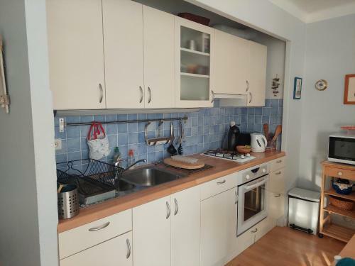 Apartamento Studio Lumineux Proche Port & Plages