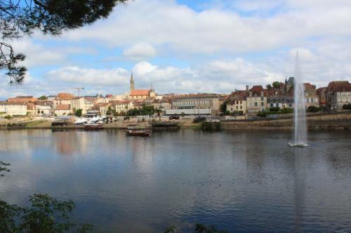 Apartamento T2 Grand Espace Calme Et Confort